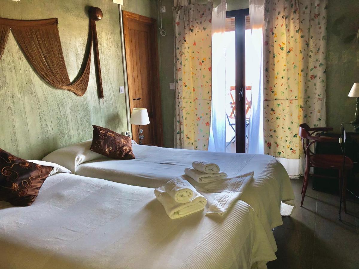 Hotel Finca Aldabra Pinos Genil Eksteriør bilde